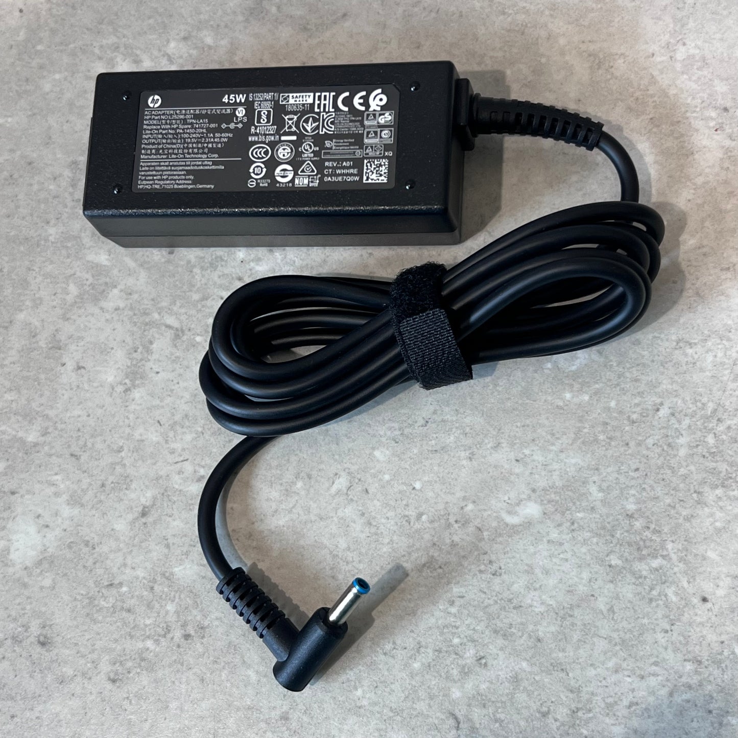 19.5VDC 2.31A HP TPN-LA15