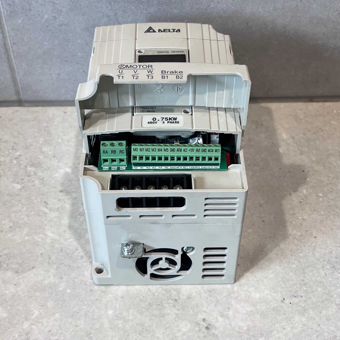 DELTA 0.75kW VSD VFD007M43B