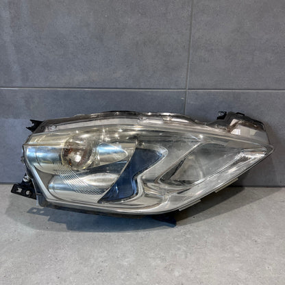 Nissan Leaf ZE0 26010-3NK5A LED Headlight Lamp RH