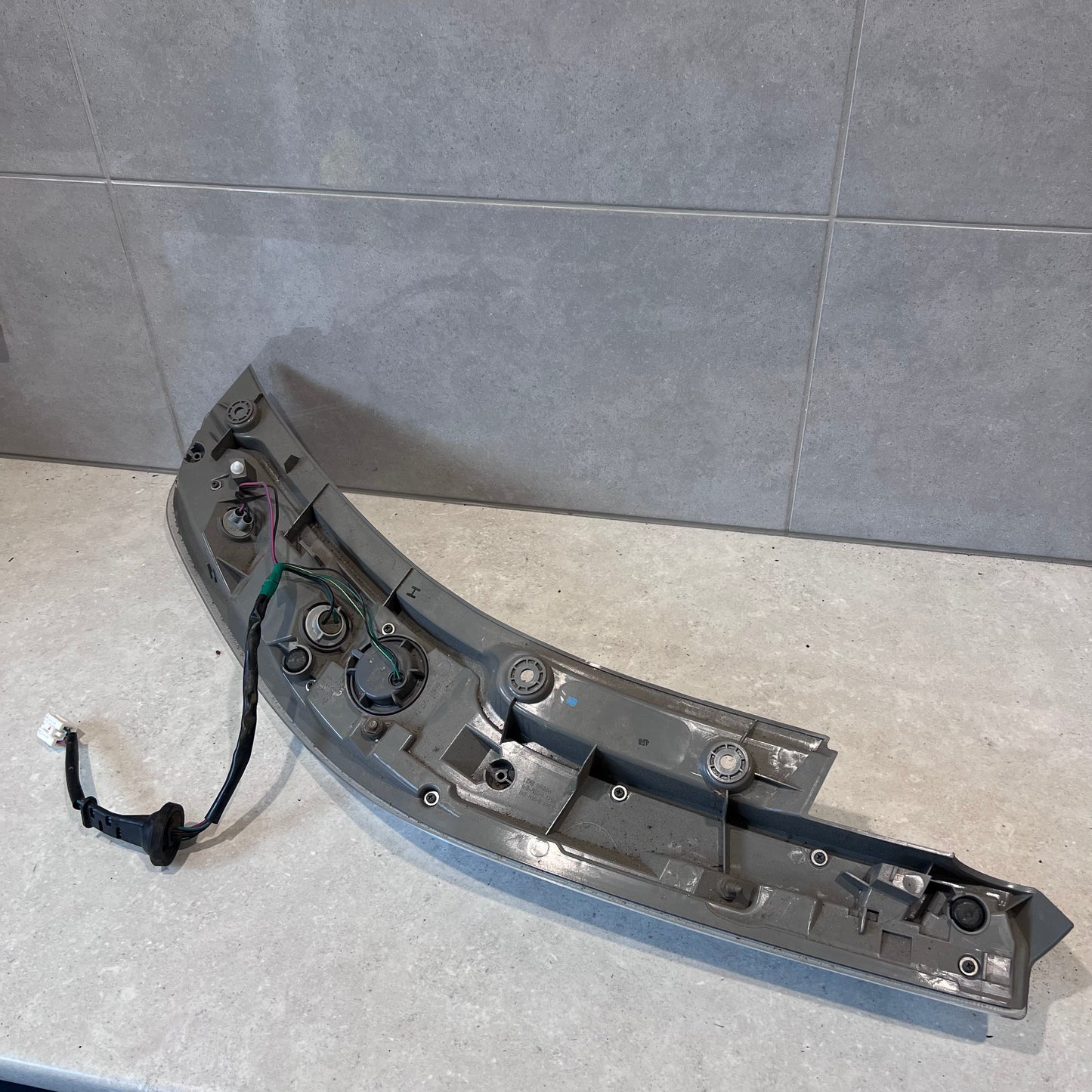 Nissan Leaf ZE0 26559-3NA0A Body Assy-Rear Combination Lamp Left