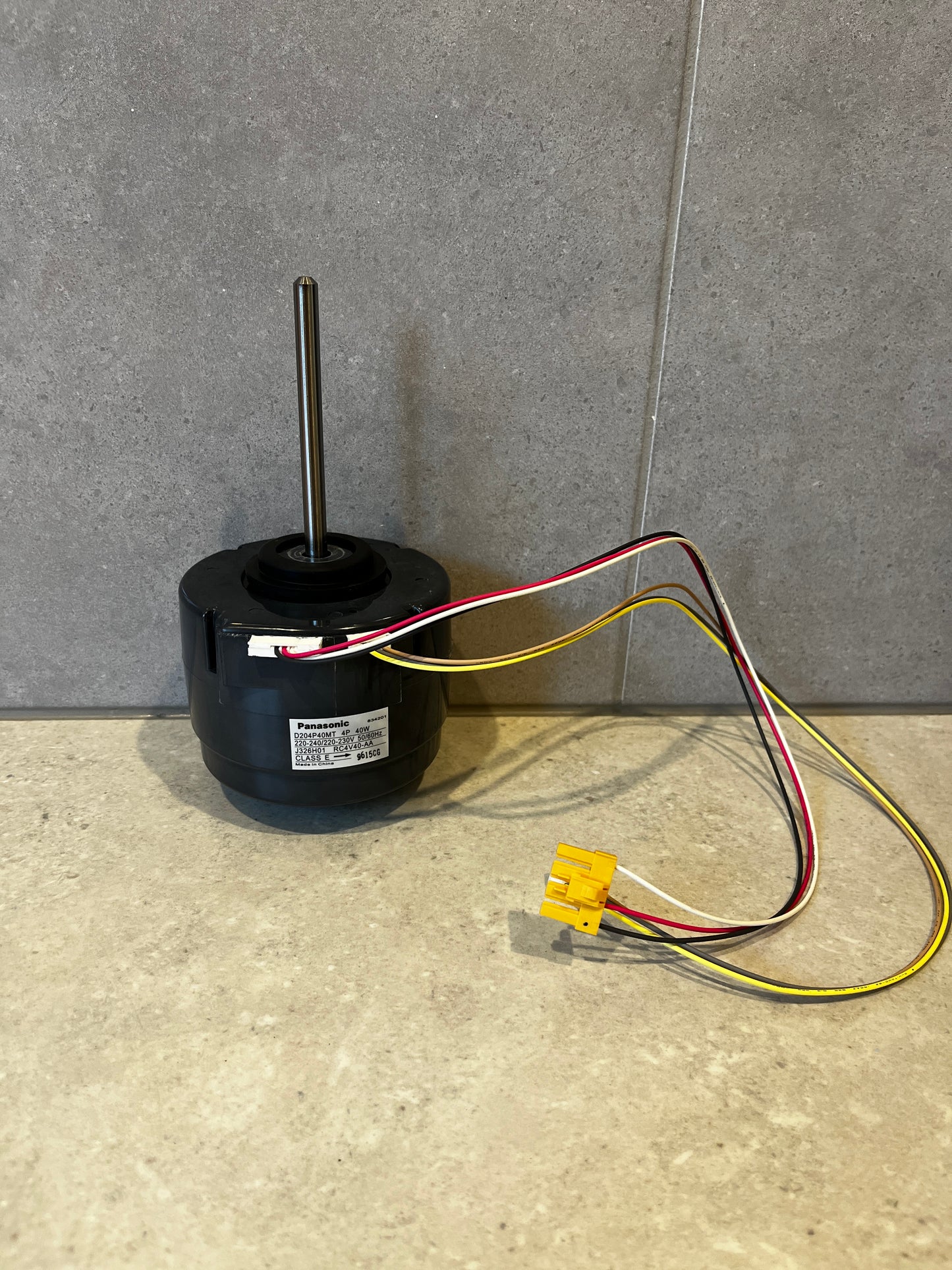 Mitsubishi Air Conditioning E12F57300 MS-GF50 MSH-GF D204P40MT indoor fan motor