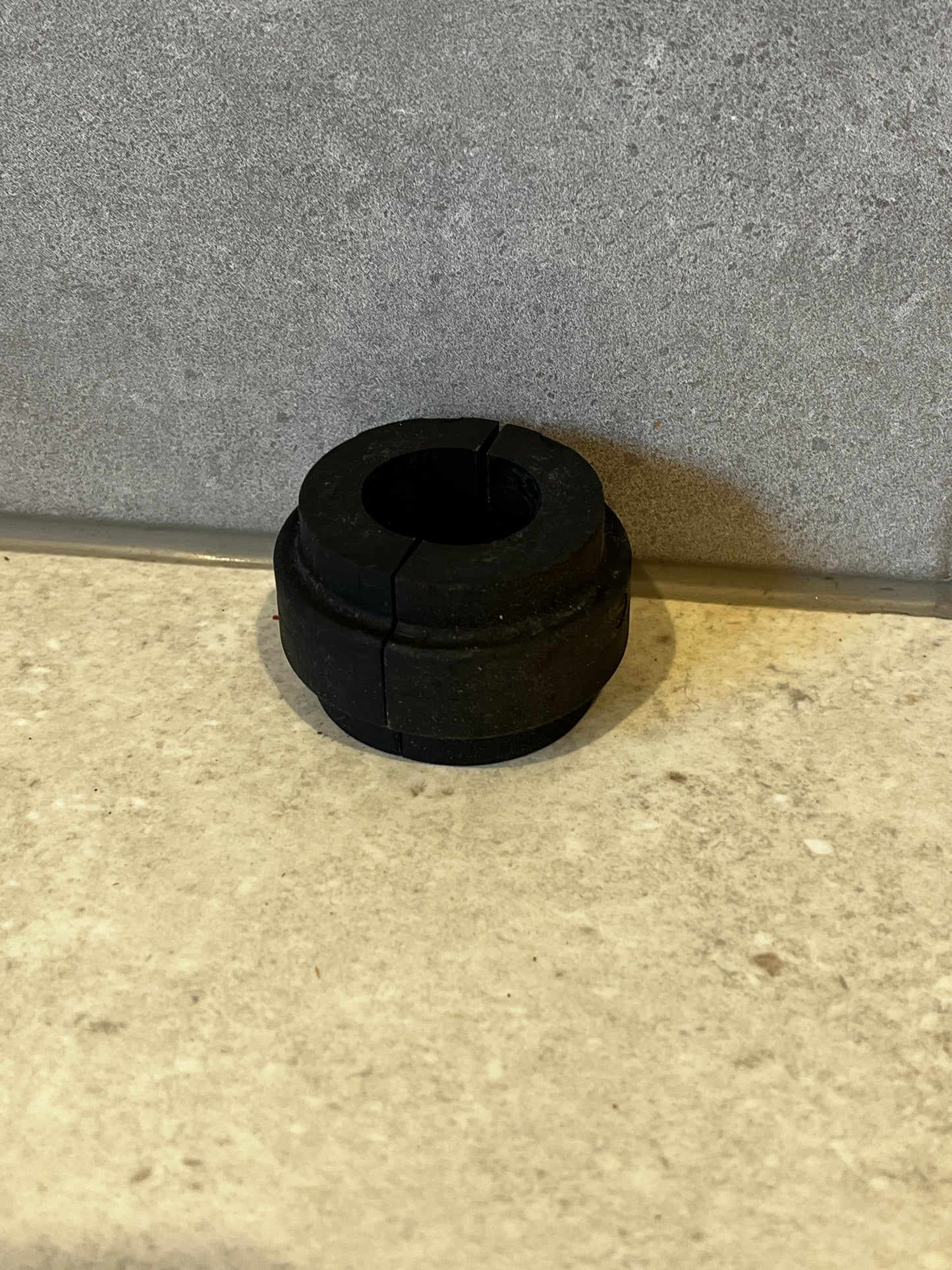 Stauff 22mm Pipe Standard Elastomer Insert RI-22-6/5S-SA73