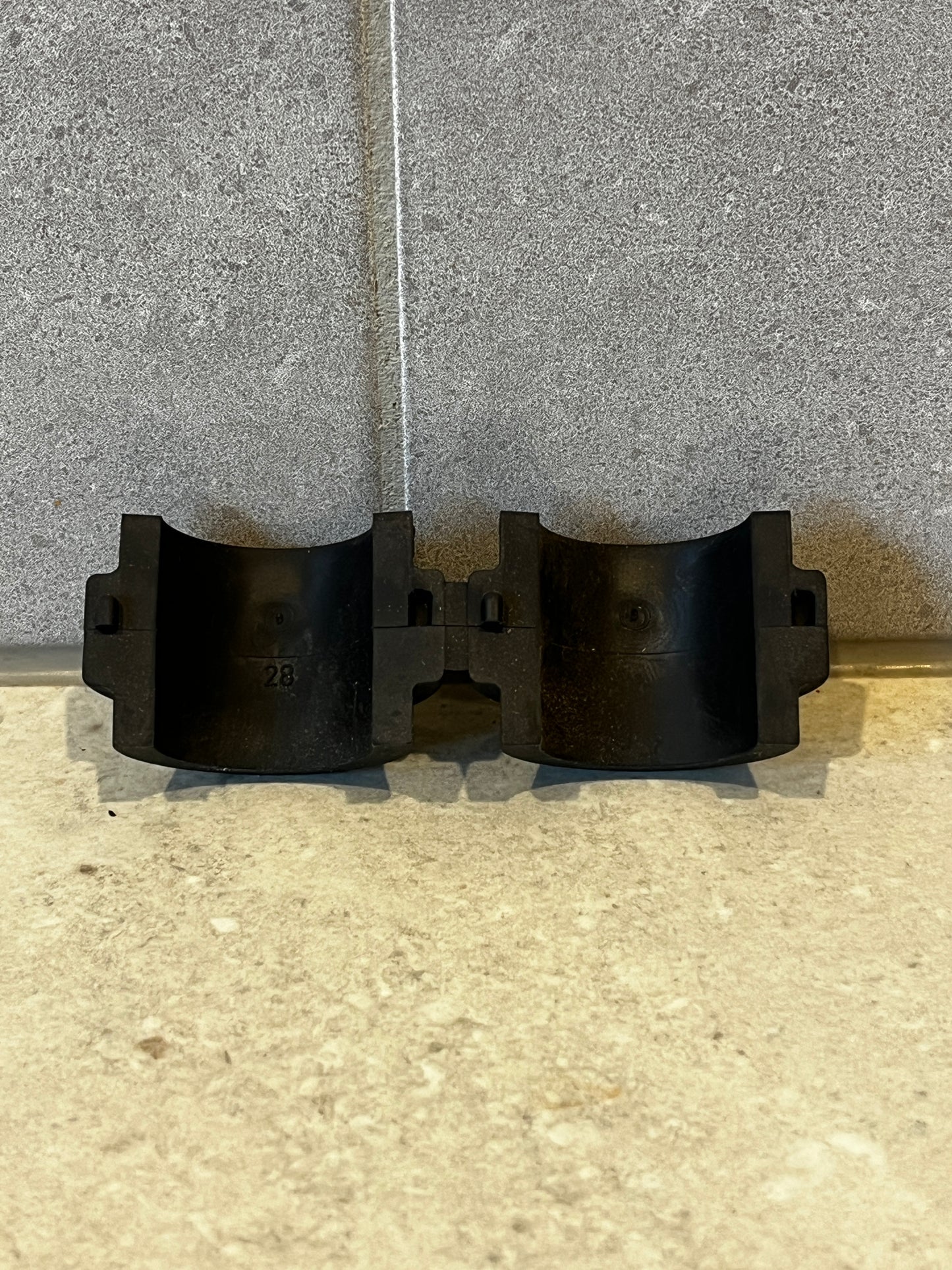 Stauff 28mm Pipe Standard Elastomer Insert RI-28-6/5S-SA73