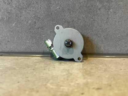 Mitsumi Stepper Motor PM35S-F48 24V 500mA 10.5 ohm 48 Step