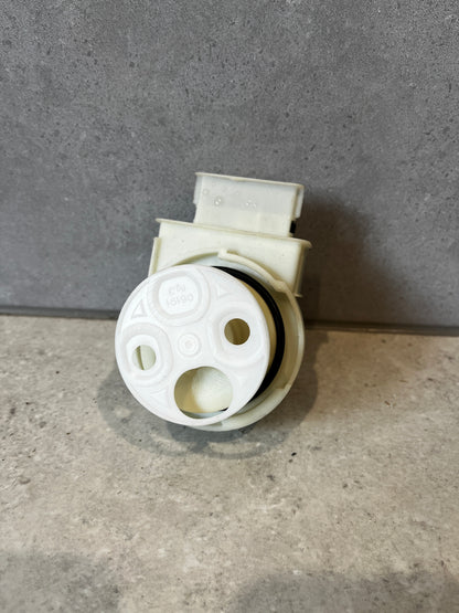 4055819207 WESTINGHOUSE DISHWASHER DIVERTER/PRESSURE VALVE-WSF6606
