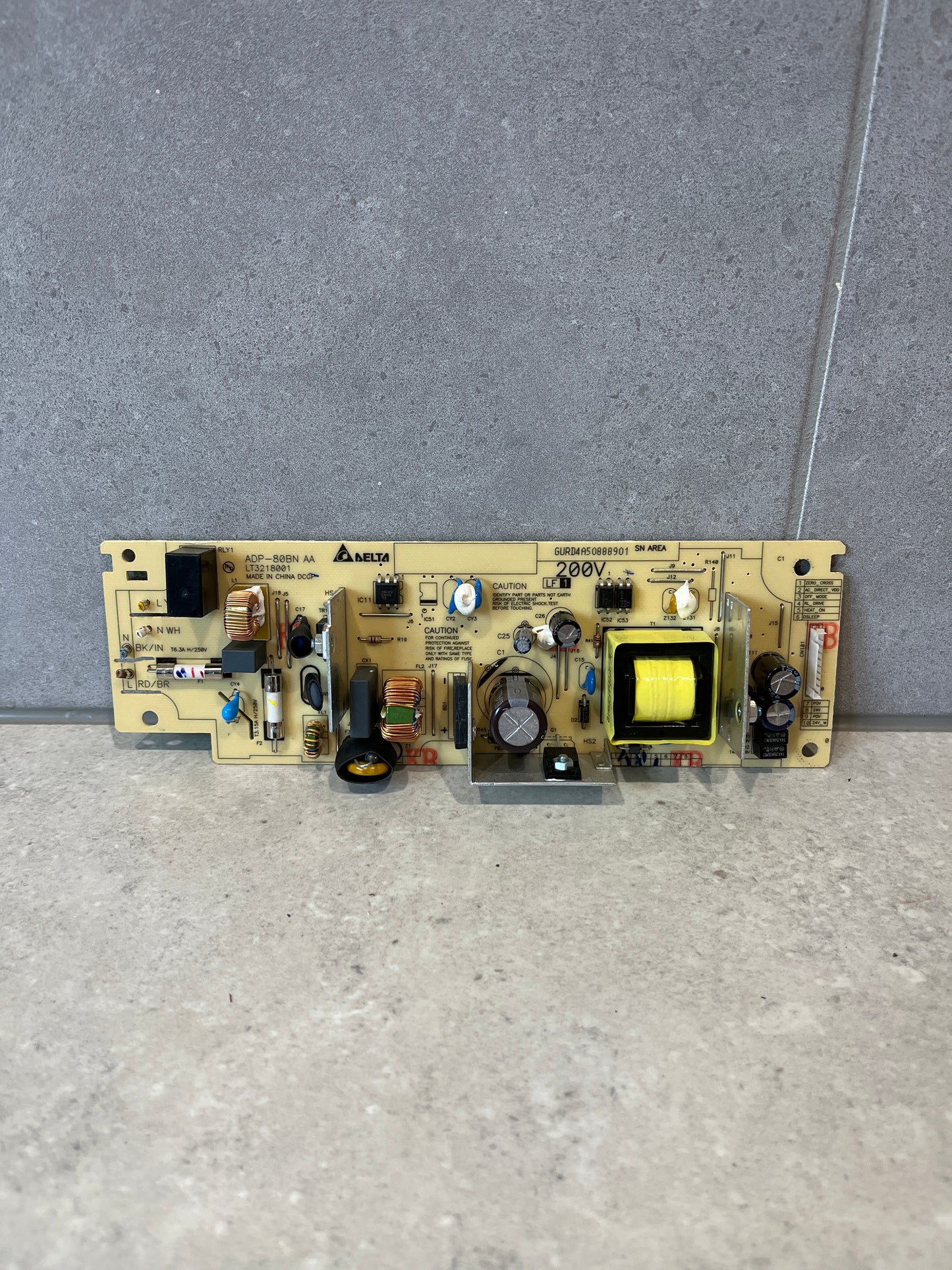 DELTA ADP-80BN Power Supply