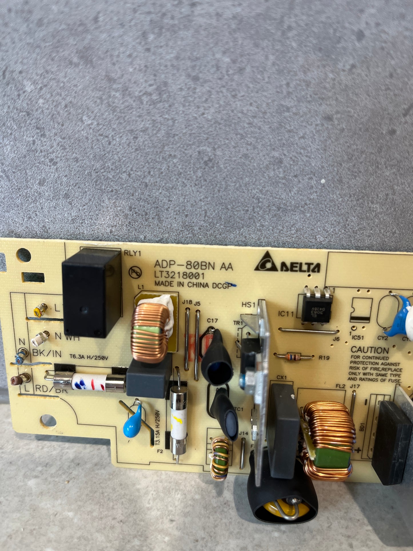 DELTA ADP-80BN Power Supply