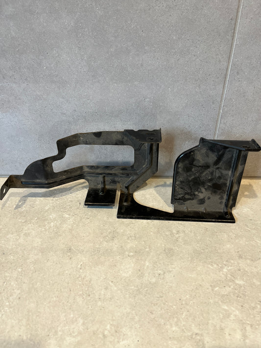 Nissan Leaf ZE0 PTC Heater Bracket  27175-3NA0A +  27175-3NA1A
