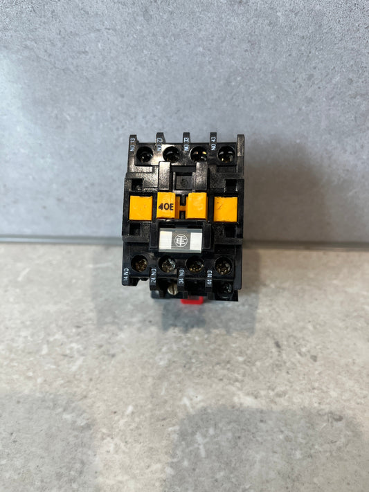 TELEMECANIQUE CA2-DN140.A65 CONTROL RELAY