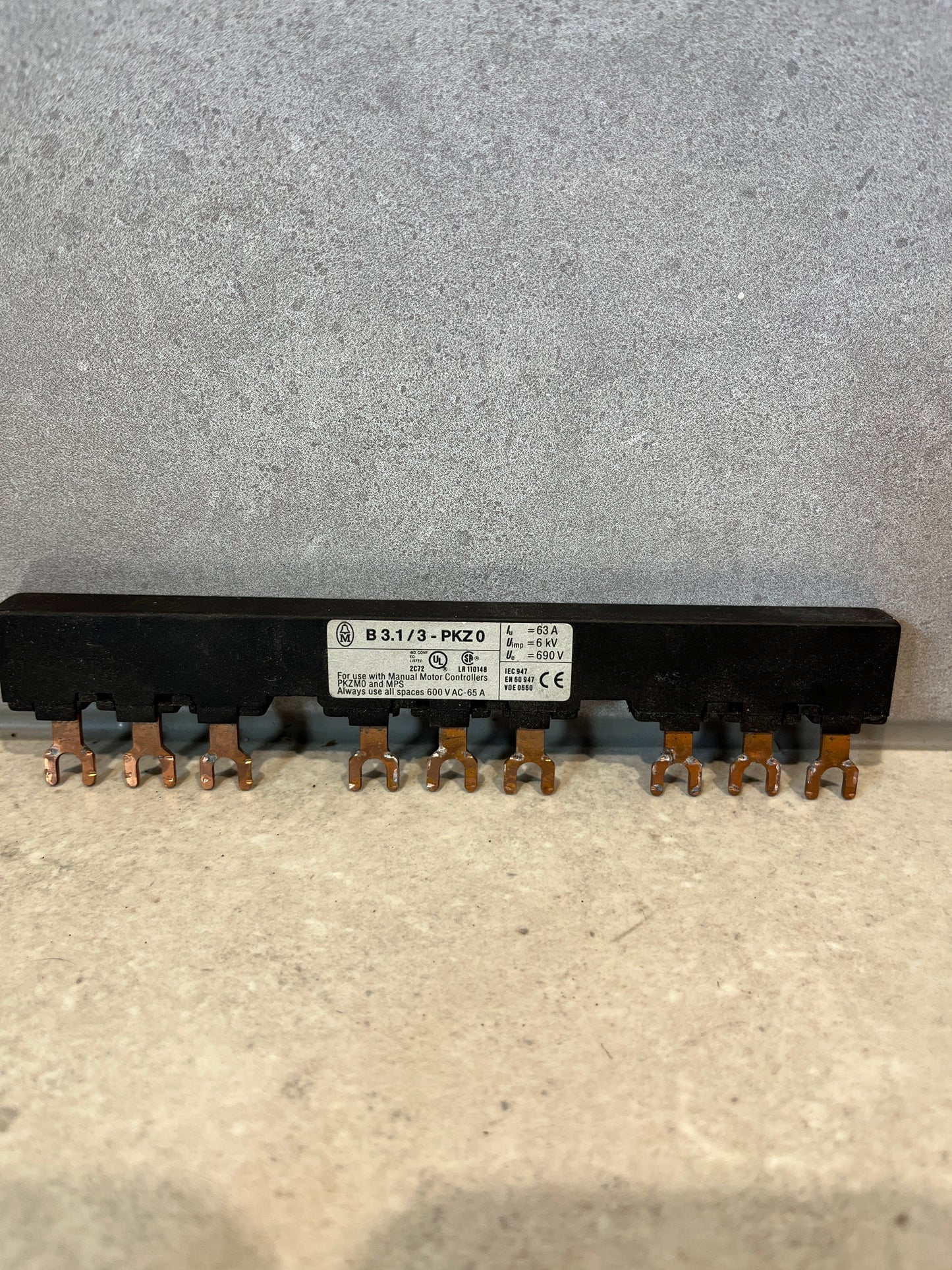 MOELLER B 3.1/3-PKZ0 BUS BAR