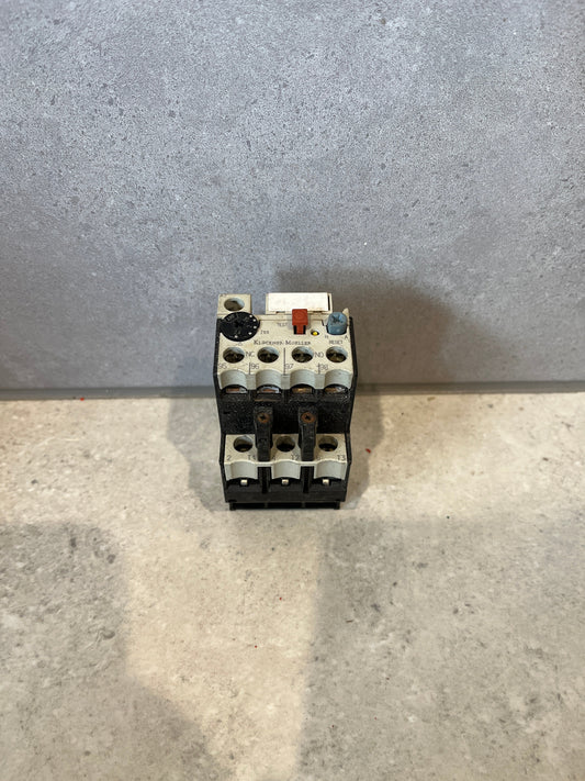Z00-2.4 | Moeller | Overload Relay 1.6 - 2.4A 3 Pole 1 N.O. + 1 N.C.-USED