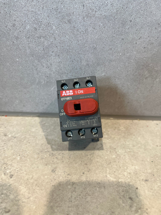 ABB 3P Pole Isolator Switch - 16A Maximum Current, 7.5kW Power Rating, IP20