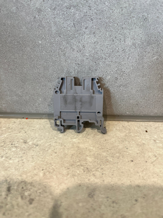 Entrelec Terminal Block 4mm 600V 24-10AWG M4/6-5116