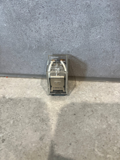 Omron Plug In Power Relay LY2 24VAC 10A DPDT