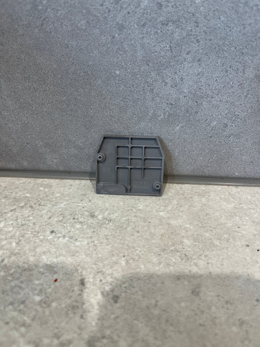 Entrelec FEM6 End Section for Use with Terminal Block