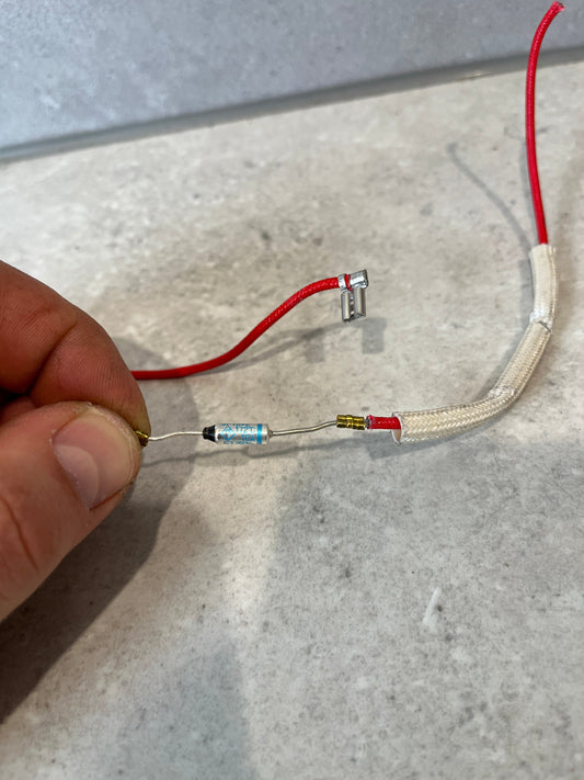 Thermal Fuse With Leads Suit Slow Cooker, Air fryer etc 172 Degree RED