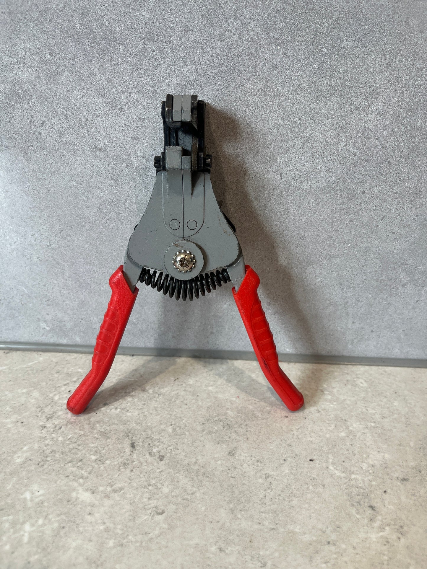MAJOR TECH WS1032 - 1.0MM2 TO 3.2MM2 AUTOMATIC WIRE STRIPPER