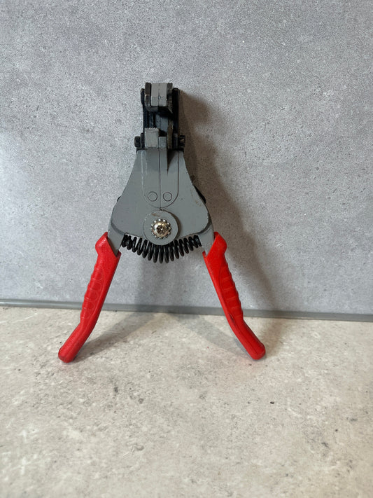 MAJOR TECH WS1032 - 1.0MM2 TO 3.2MM2 AUTOMATIC WIRE STRIPPER