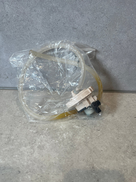 SW55USPIW XSA HOSE L : 61020MM SENSOR PRESSURE DN-S24