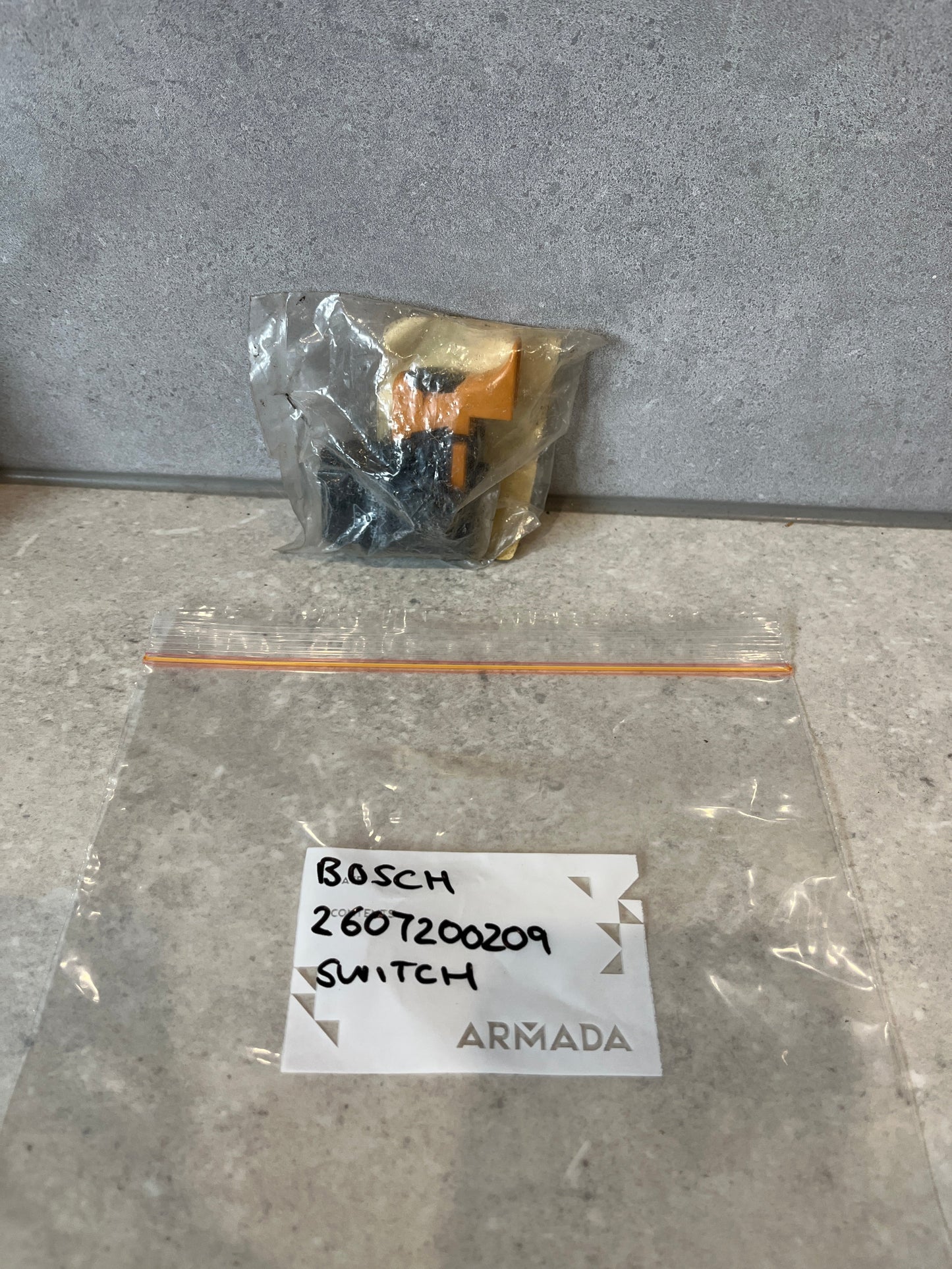BOSCH 2607200209 SWITCH for Bosch PBH 200 RF, GBM 13-2 RE, GBM 10-2RE, BRAND NEW