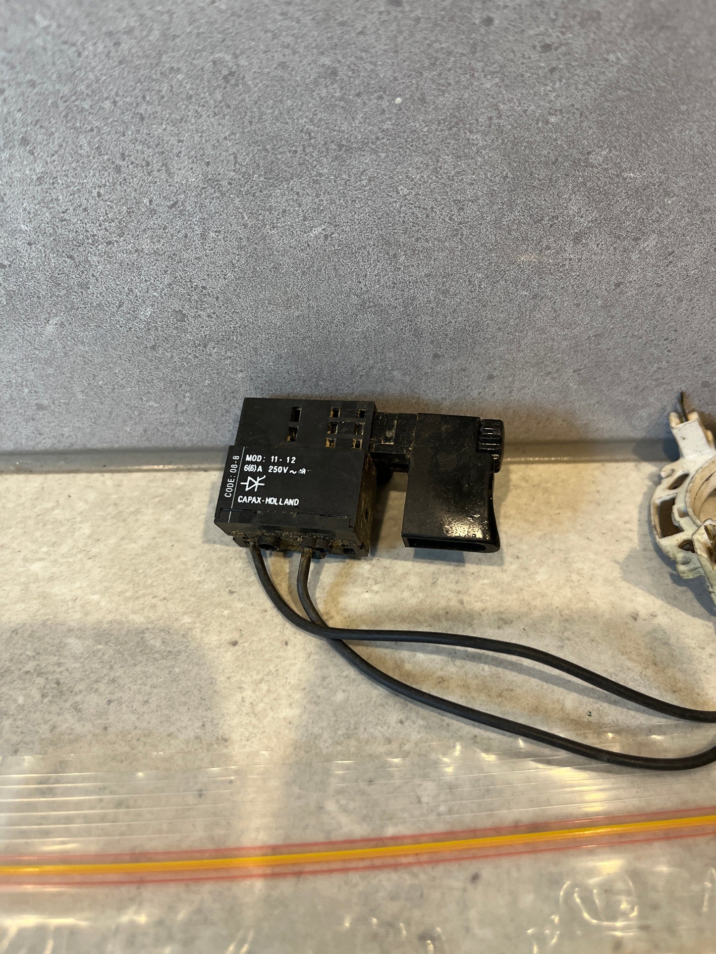 CAPAX MOD 11-12 Trigger Switch + Brushes