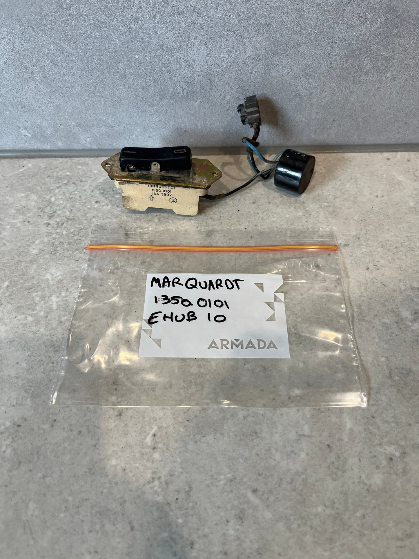 Marquardt 1350.0101 Trigger switch + Capacitor