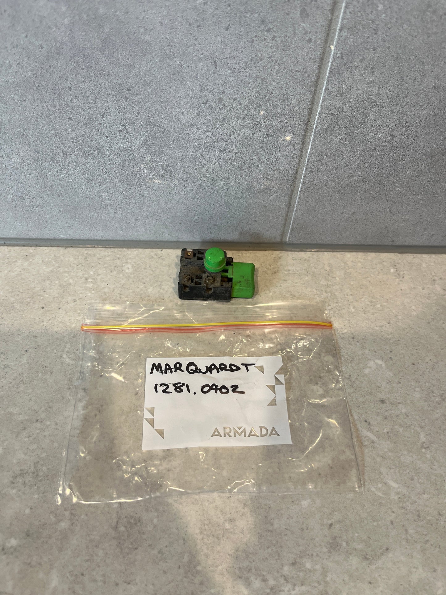 Marquardt 1281.0402 Suit Festo