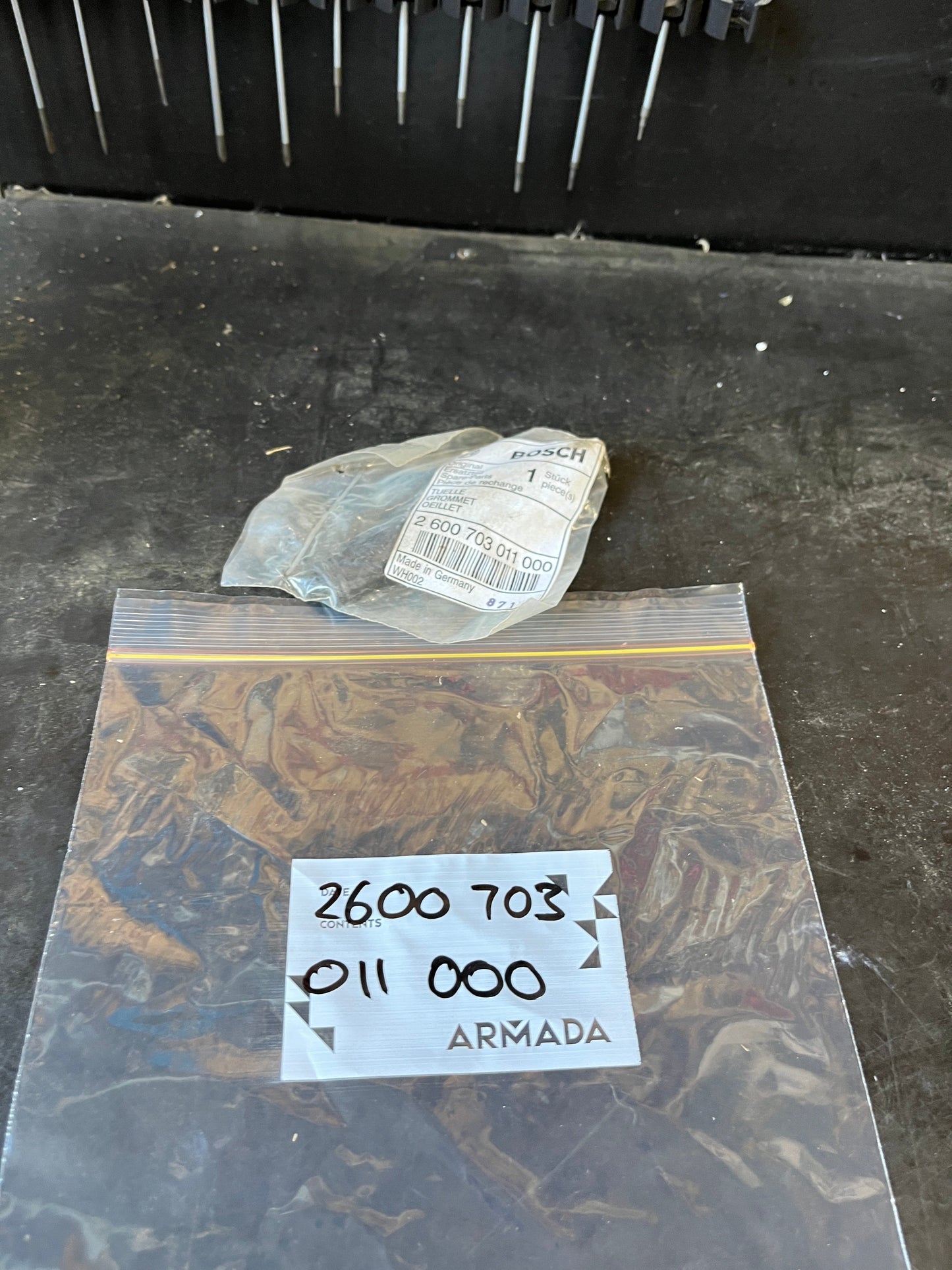 Bosch 2600 703 011 000 Grommet