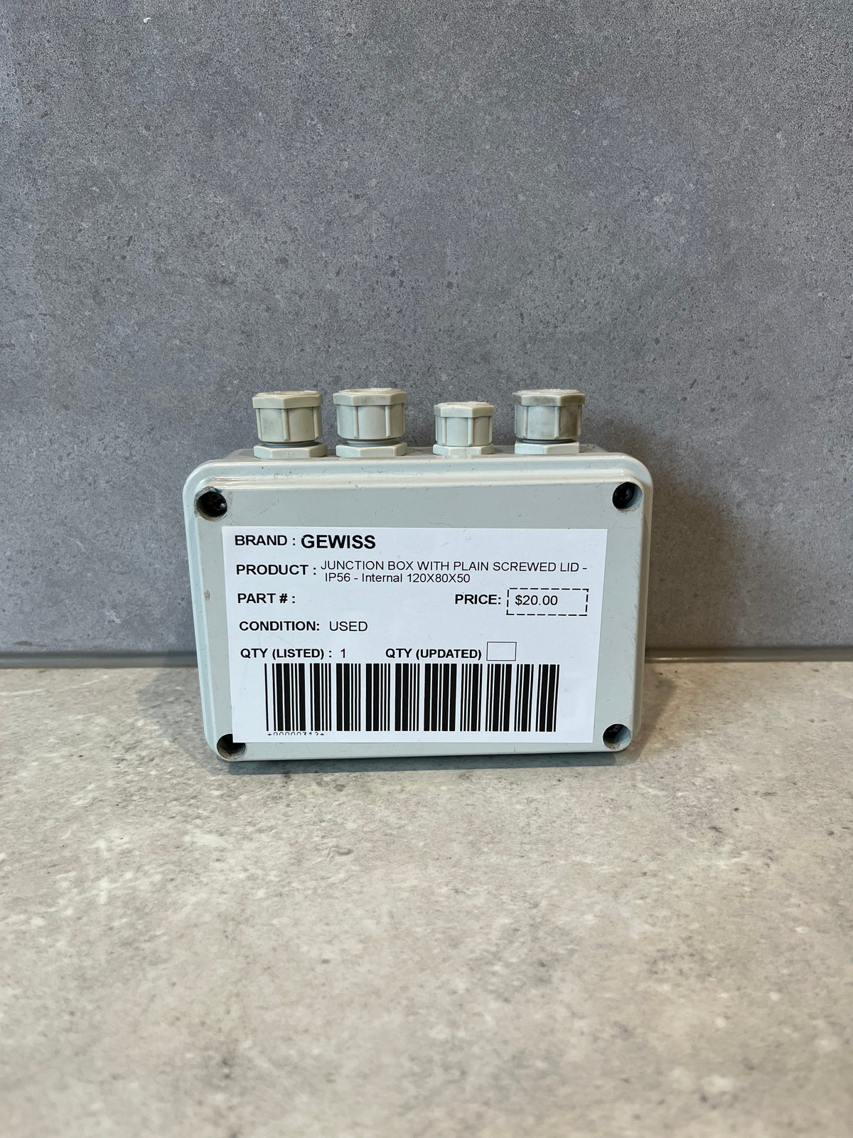 GEWISS JUNCTION BOX WITH PLAIN SCREWED LID - IP56 - Internal 120X80X50