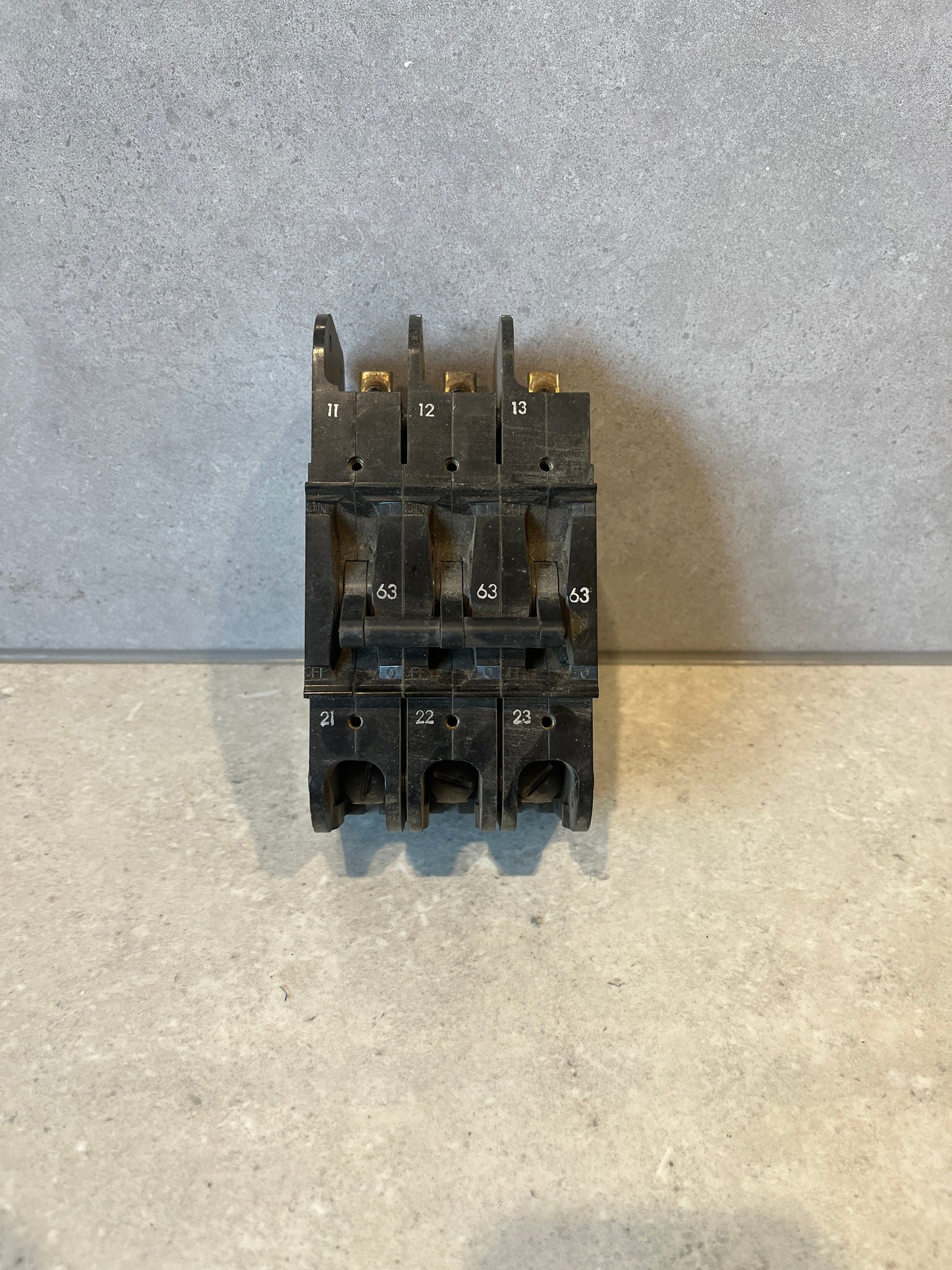 Heinemann 63A 3 Pole CB CF3-233-34 CF3-G8-AE 3Phase Circuit Breaker HH83XB432A U