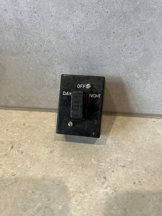 Clipsal PS35CO-BK Marked Day Off Night 35A