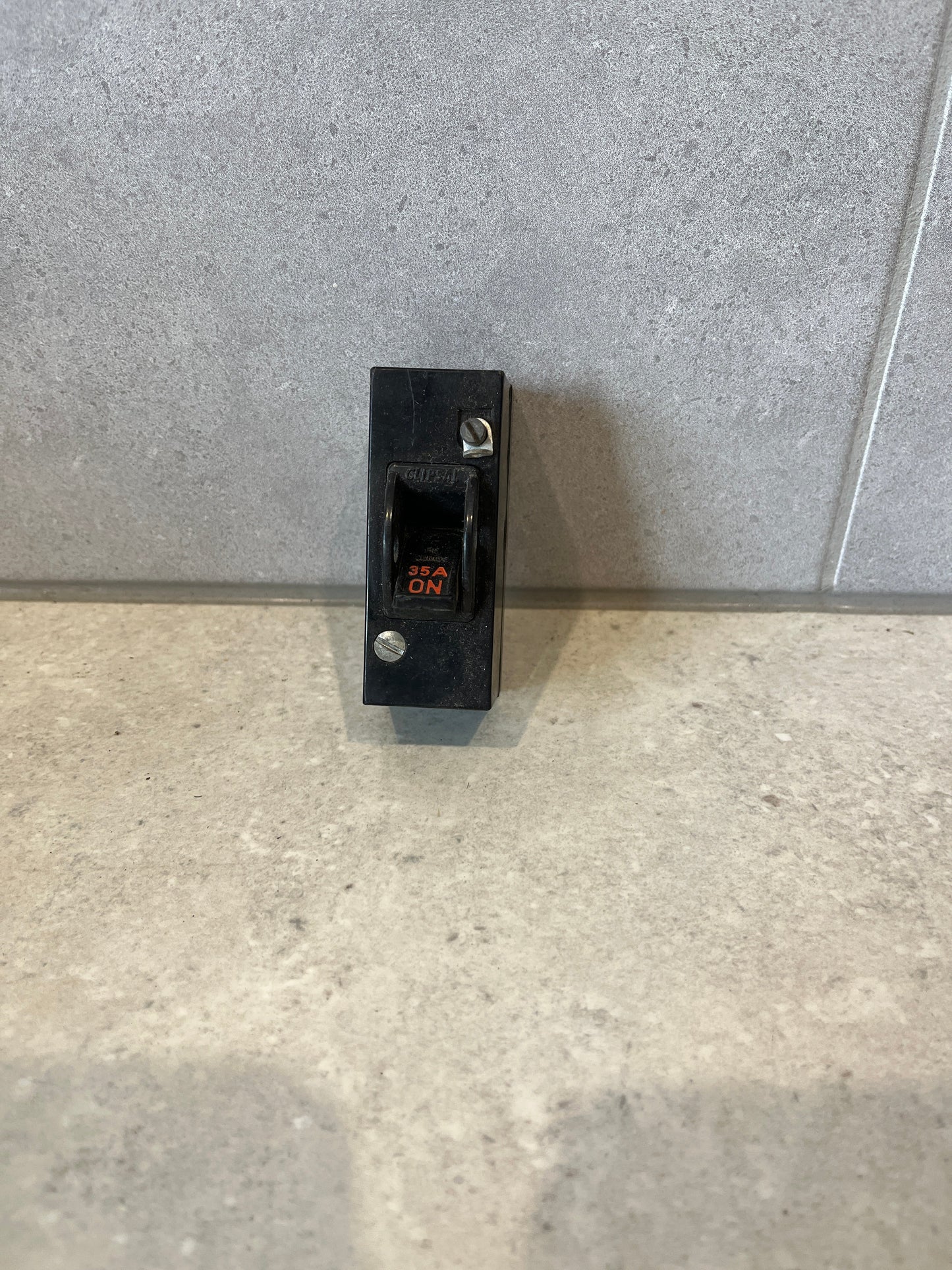 Clipsal Panel Mount 1 Pole 35A Front Wiring Switch PS35-BK