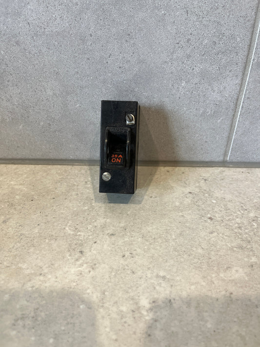 Clipsal Panel Mount 1 Pole 35A Front Wiring Switch PS35-BK