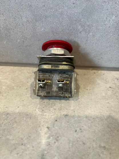 ALLEN BRADLEY RED PUSH BUTTON 800T-XD2 SERIES D, MUSHROOM HEAD