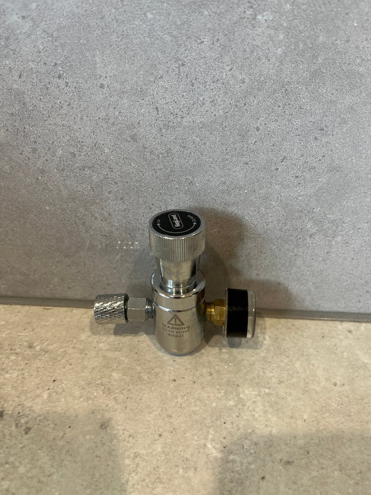 Premium Regulated CO2 Charger Kegland