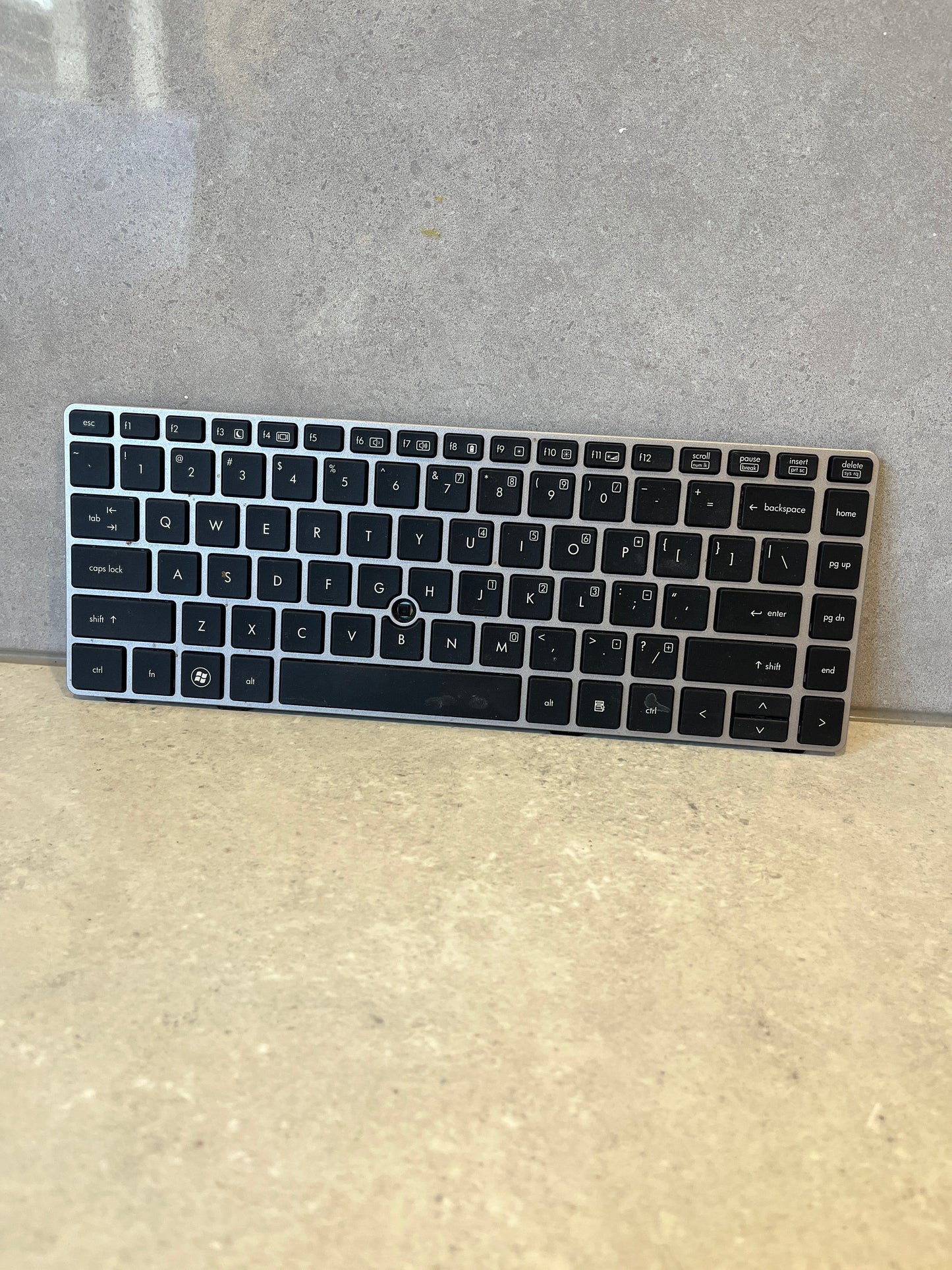 HP EliteBook 8460p Laptop Keyboard 635768-001