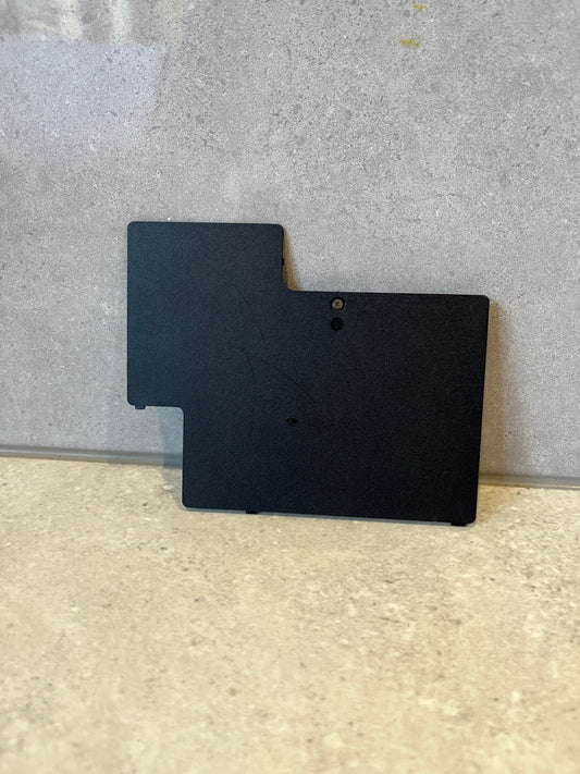 Toshiba Satellite A100 A105 WIFI & Memory Door Cover 6070B0091101 V000921850 140
