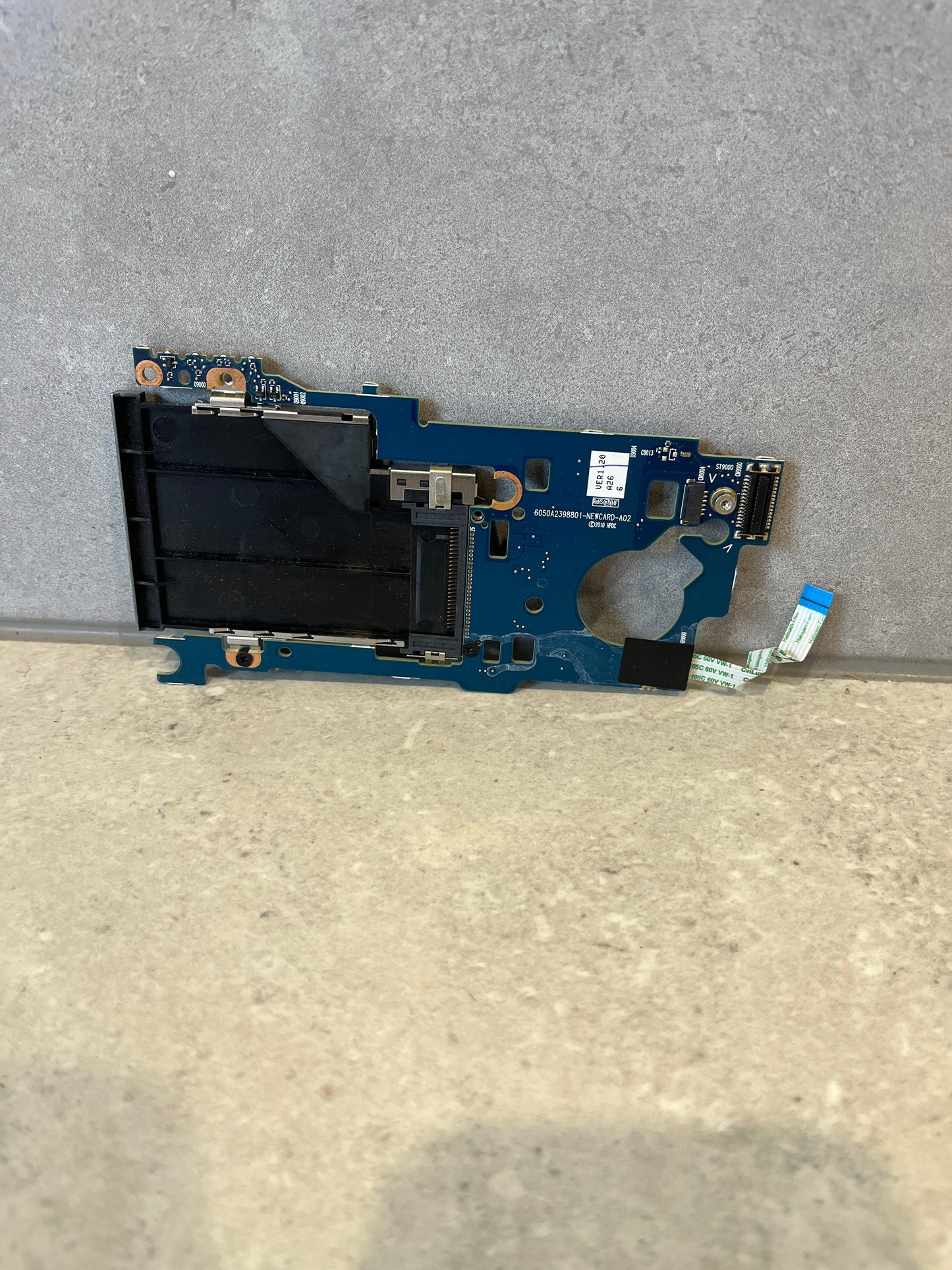 Genuine HP EliteBook 8460p Laptop Card Reader Board 6050A2398801