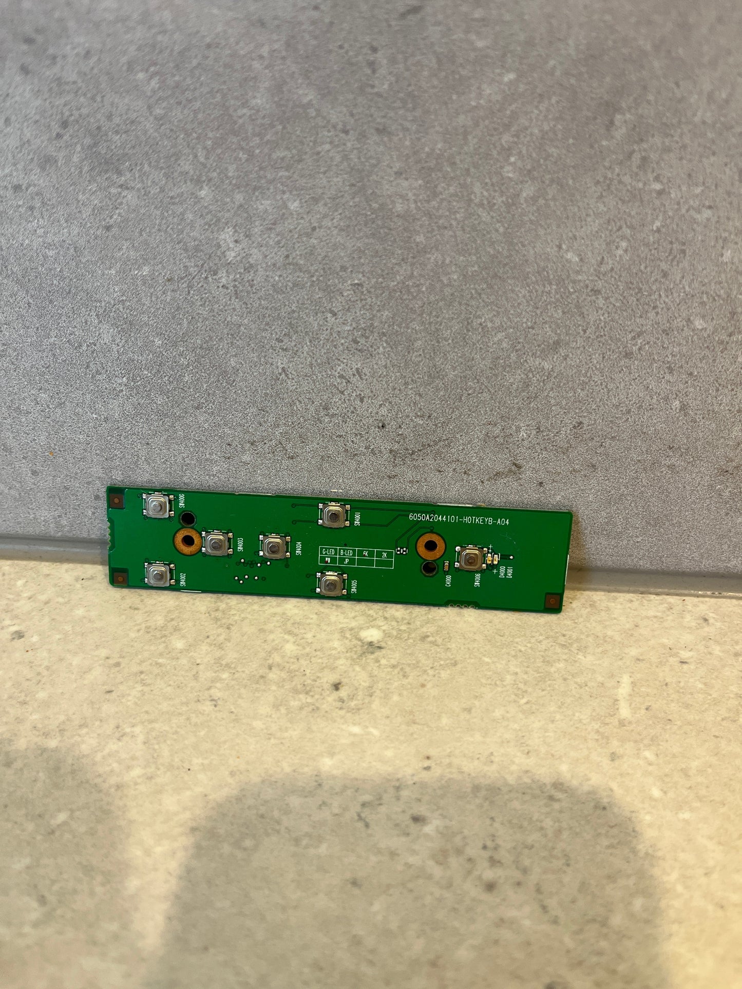 Toshiba A100 A105 6050A2044101 V000060490 Key Button Board W/ Ribbon Cable