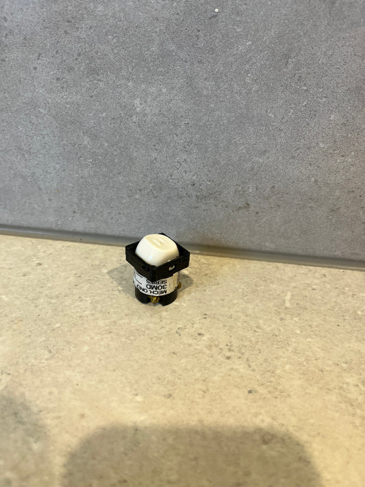 CLIPSAL 30MD - 10AMP DOUBLE POLE SWITCH MECH (30 SERIES) 30MDWE