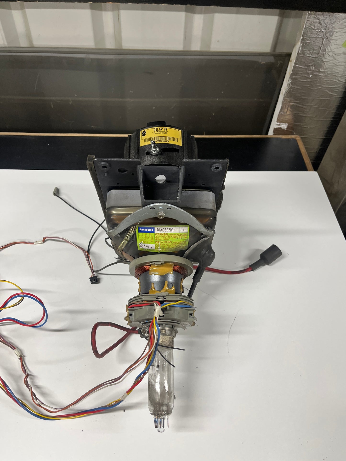 PF60A30 Rear Projection TV CRT TUBE 170ACB22(G) Green