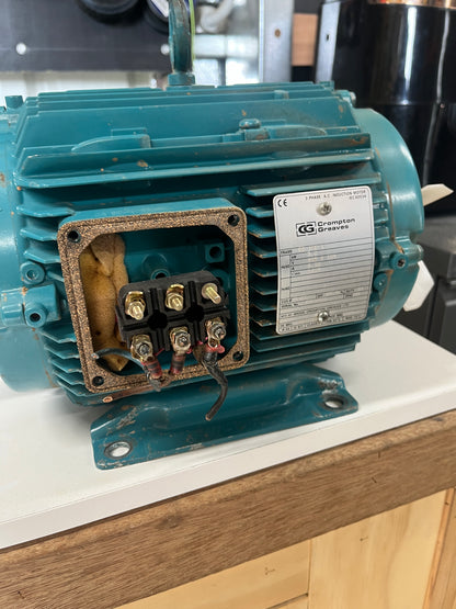 Crompton Greaves GD100L 3.0kw 4 Pole 1500RPM 3 Phase 100L Frame IE3 Electric Motor