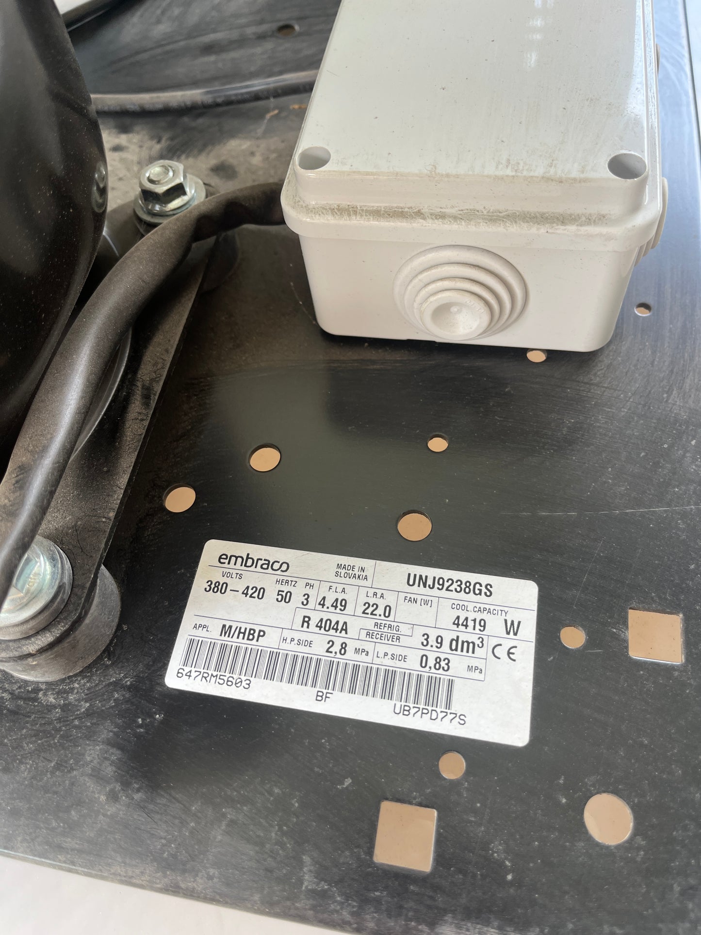 Embraco UNJ9238GS 4.4KW R404A Three Phase Condenser Unit
