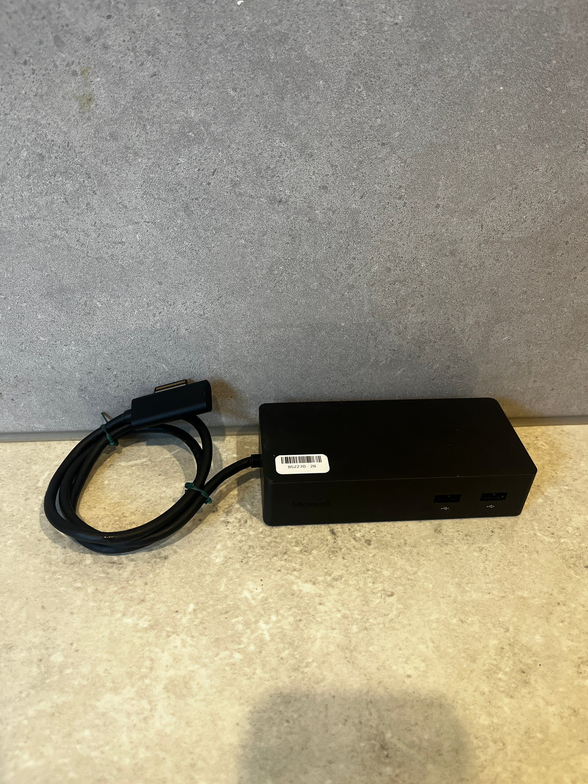 Microsoft 1661 Surface Dock For Pro3/4/5/6/7/&+ Laptop1/2/3/4/Go Book2/3 Go1/2