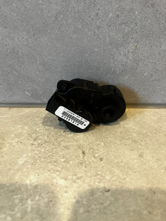 Valeo Blending Flap Actuator T1009914P Suits Nissan Leaf and Others ZE1