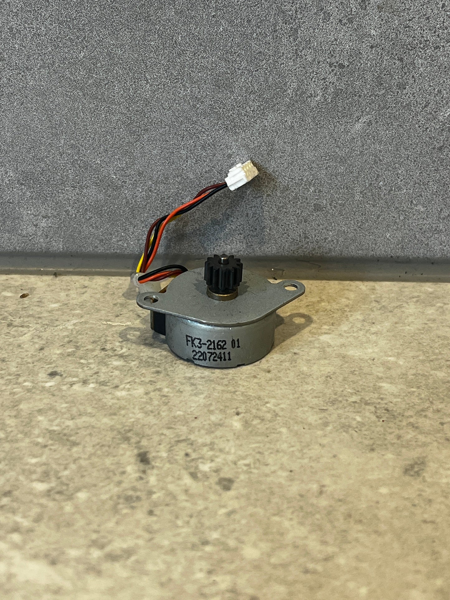 FK3-2162 Stepper Motor 22072411 to suit Canon Imagerunner Photocopier