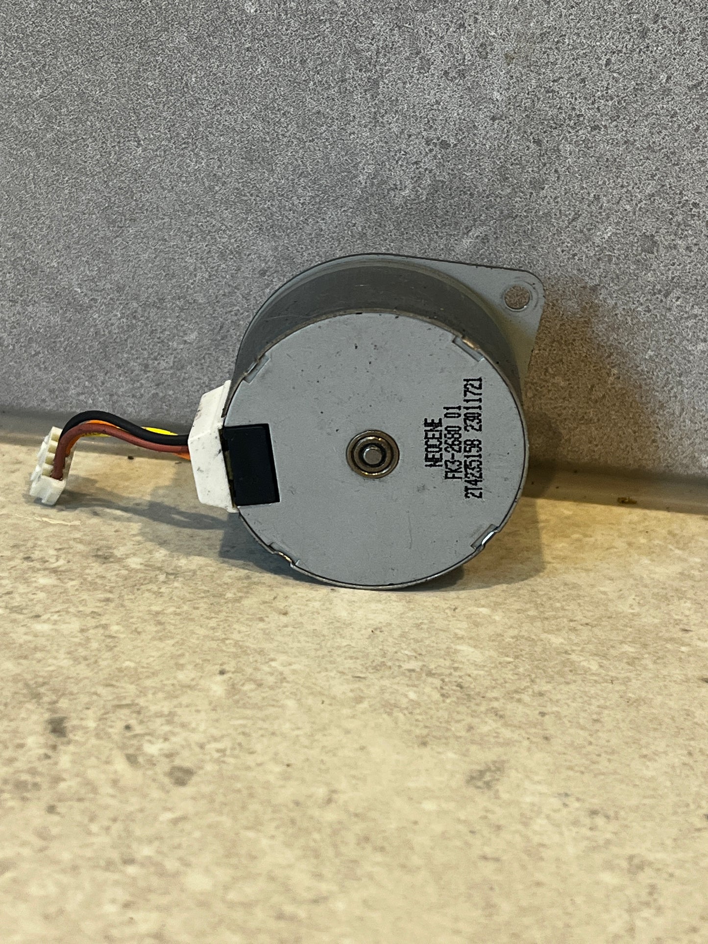 Neocene FK3-2680 Stepper Motor 2T4235158 23011721