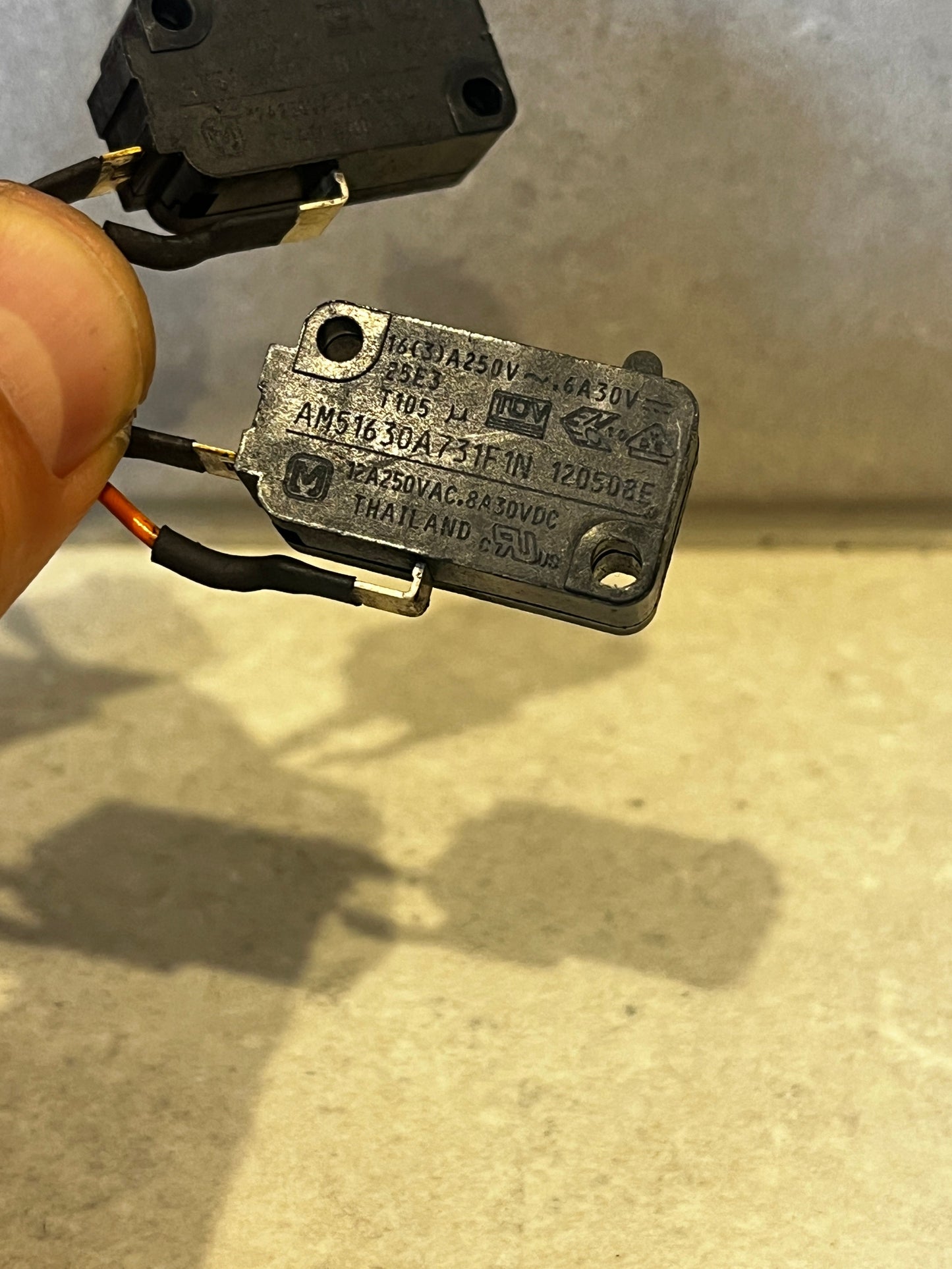 Micro-switch AM51630A731F1N 120508F to suit Canon Image runner Photocopier