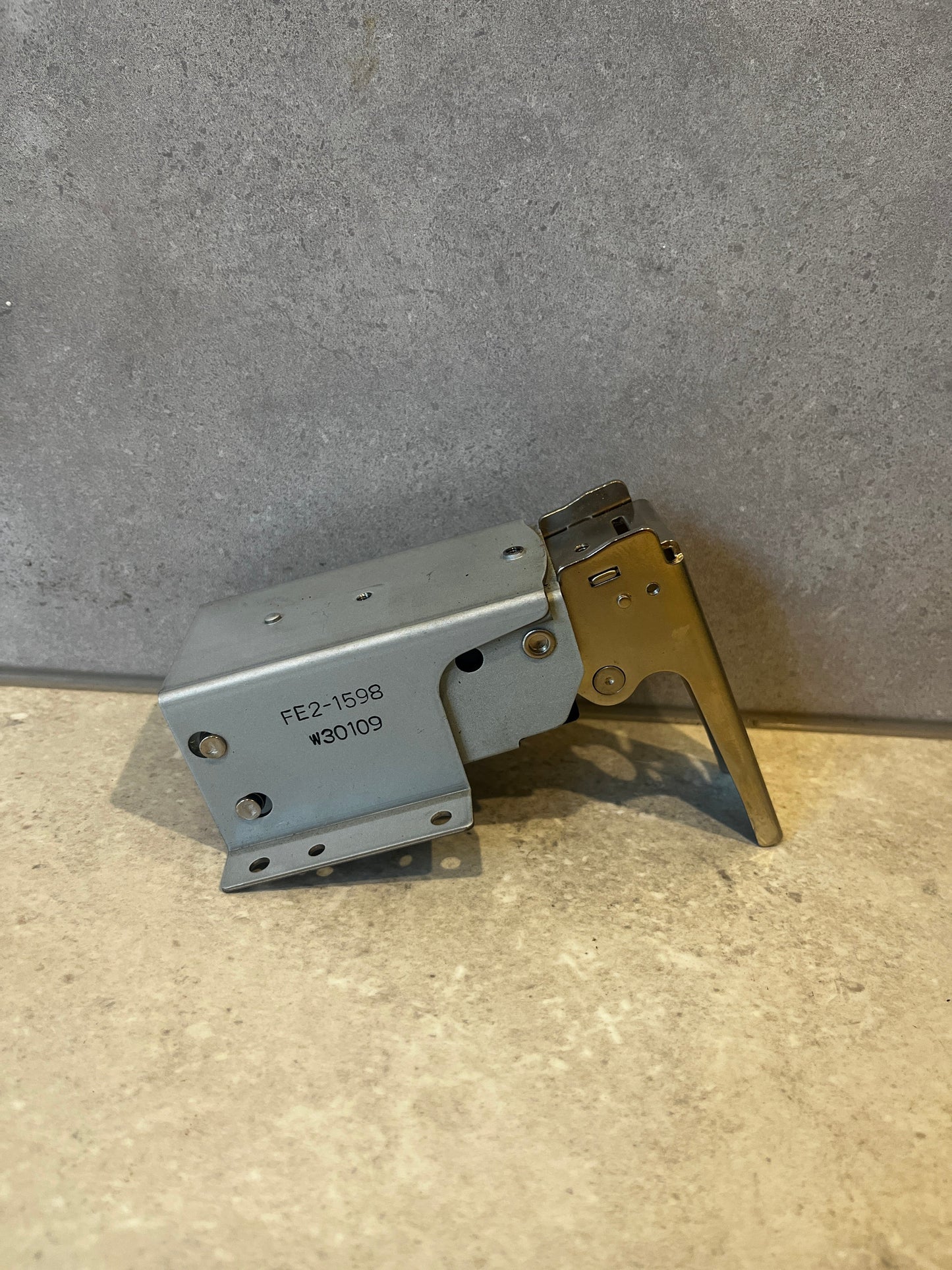 Genuine Canon FE2-1598-000 (FE21598000) ADF Left Hinge Assembly