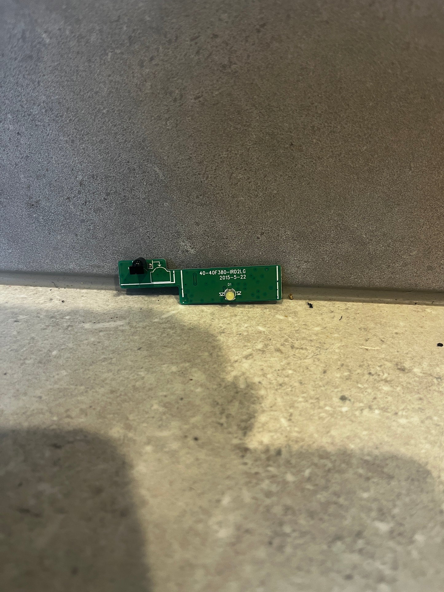 TCL IR Sensor 40-40F380-IRD2LG